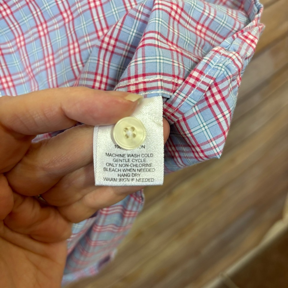 UNTUCKit Shirt Mens Sz L Blue Red Plaid Short Sleeve EUC F1 - Picture 6 of 6